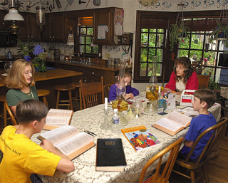 Biloxi, MS's Lori Williams home-churches her four children.